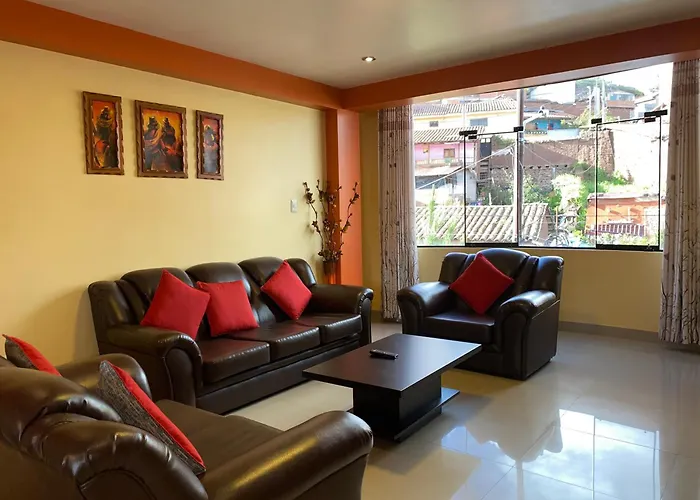 Adriano's Deluxe 2 Apartment
